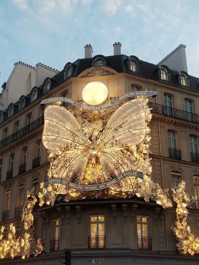 Christian dior house Paris